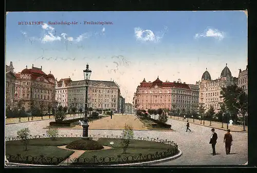 AK Budapest, Strassenpartie am Freiheitsplatz