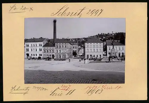 Fotografie Brück & Sohn Meissen, Ansicht Sebnitz, Marktplatz mit Geschäftshaus Goldammer & Lubranitzki