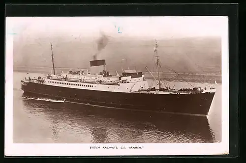 AK Passagierschiff SS Arnhem der British Railways aus der Vogelschau