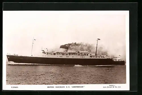 AK Passagierschiff SS Amsterdam der British Railways gibt Volldampf
