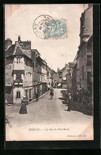 AK Bernay, La Rue du Pont-Ravet