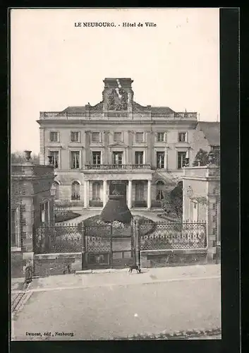 AK Le Neubourg, Hotel de Ville