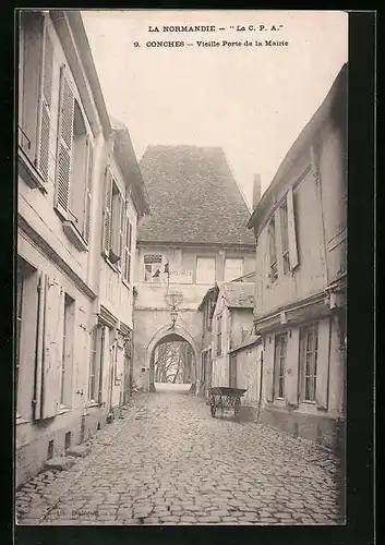 AK Conches, Vieille Porte de la Mairie