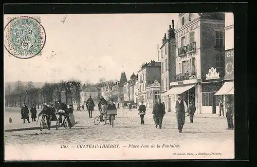 AK Château-Thierry, Place Jean de la Fontaine