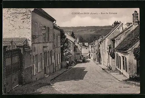 AK Condé-en-Brie, Rue du Calvaire, Strassenpartie
