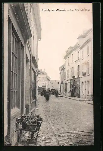 AK Charly-sur-Marne, La Grande Rue