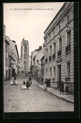 AK Chateau-Thierry, La Rue Saint-Martin