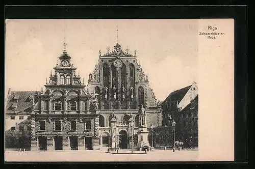 AK Riga, Schwarzhäupter-Haus mit Strassenpartie