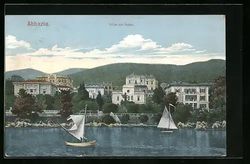 AK Abbazia, Villen am Hafen und Segelboote