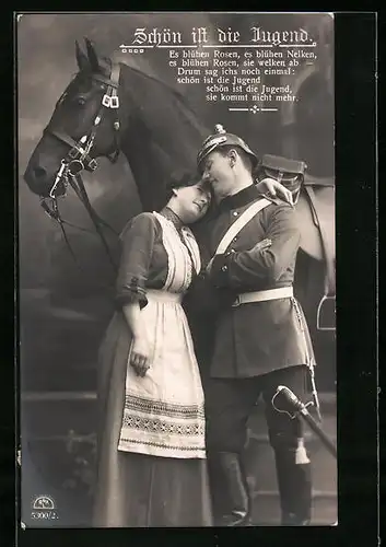 AK Soldatenliebe, Gattin umarmt Soldaten