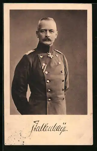 AK Portrait vom Heerführer Falkenhayn in Uniform mit Eisernem Kreuz