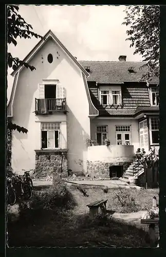 AK Plau /Meckl., Jugendherberge vom Garten aus