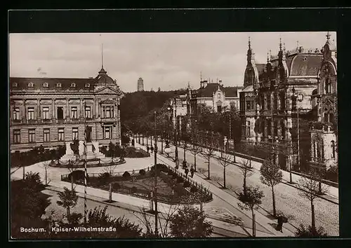 AK Bochum, Kaiser-Wilhelmstrasse mit Denkmal