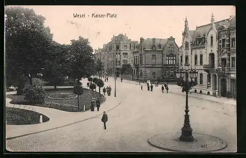 AK Wesel /Rhein, Strassenpartie am Kaiserplatz