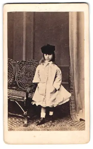 Fotografie unbekannter Fotograf und Ort, Viktoria von Preussen als Kind, Tochter von Kaiser Friedrich III.