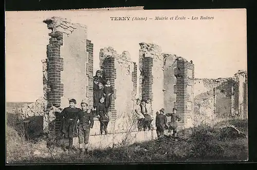 AK Terny, Mairie et Écoel, Les Ruines