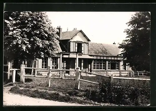 AK Saint-Denis-le-Ferment, L`Ecole