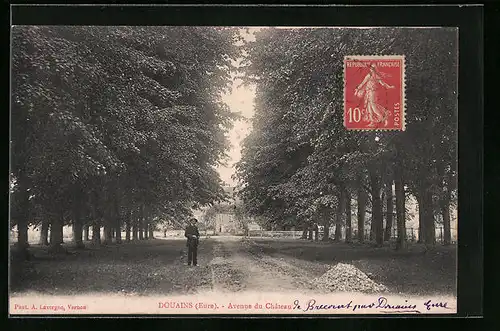 AK Douains, Avenue du Chateau