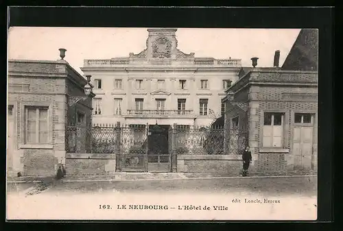 AK Le Neubourg, L`Hotel de Ville