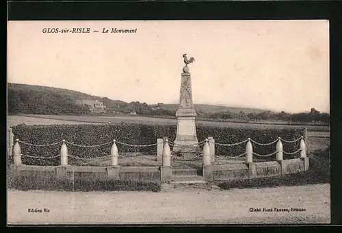 AK Glos-sur-Risle, Le Monument