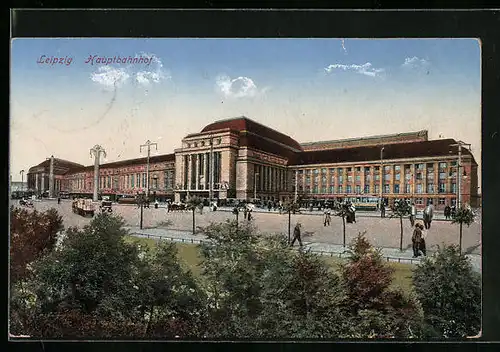 AK Leipzig, Hauptbahnhof mit Vorplatz und Strassenbahnen