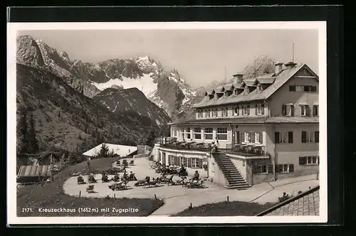 AK Garmisch-Partenkirchen, Kreuzeckhaus mit Zugspitze