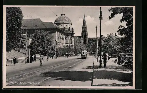 AK Posen, Strassenbahn an der Paulikirche