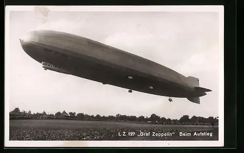 AK Luftschiff LZ127 Graf Zeppelin beim Austeigen