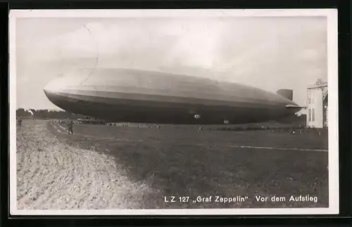 AK Luftschiff LZ127 Graf Zeppelin vor dem Aufstieg