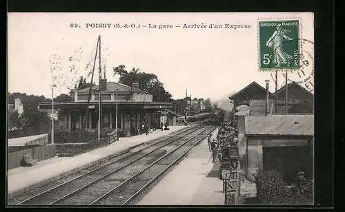 AK Poissy, La Gare, Arrivée d`un Express
