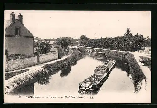 AK Nemours, Le Canal vu du Pont Saint-Pierre, Treideln