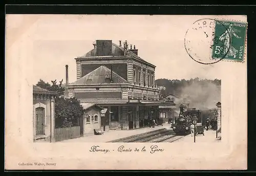 AK Bernay, Quais de la Gare, Bahnhof mit abfahrendem Zug