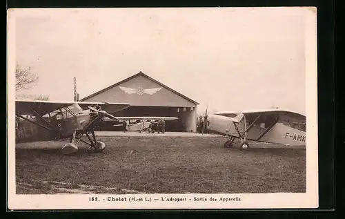 AK Cholet, L`Aéroport - Sortie des Appareils