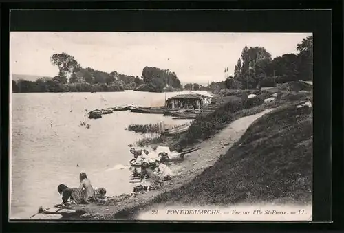 AK Pont-de-L`Arche, Vue sur l`Ile St-Pierrre