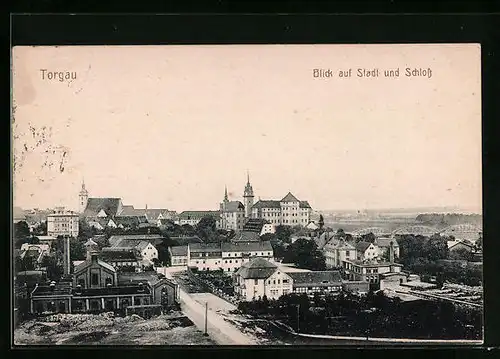 AK Torgau, Blick auf Stadt und Schloss