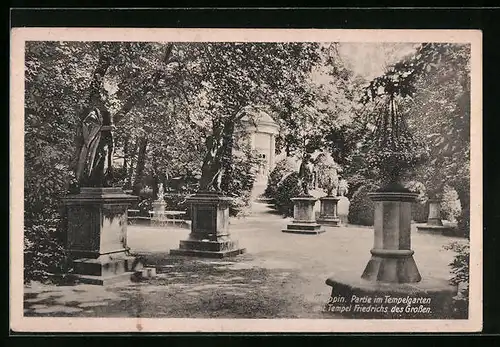 AK Neuruppin, Partie im Tempelgarten mit Tempel Friedrichs des Grossen