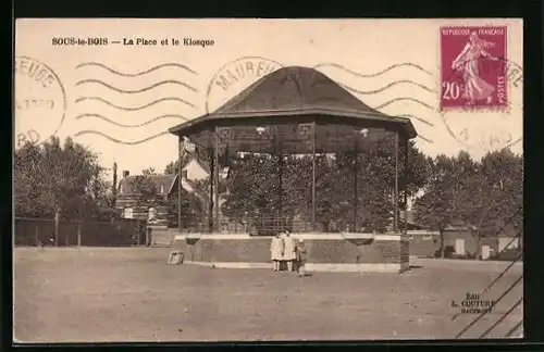 AK Sous-le-Bois, La Place et le Kiosque