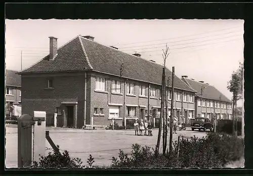 AK Linselles, Cité du Coquelmonde