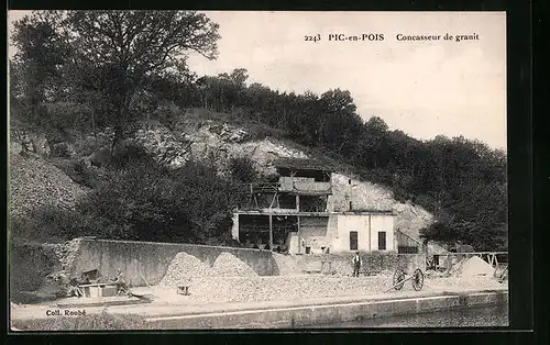 AK Pic-en-Pois, Concasseur de granit