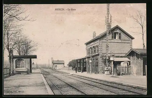 AK Mercin, La Gare