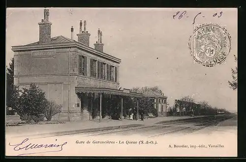 AK Garancières, La Gare, La Queue, Bahnhof