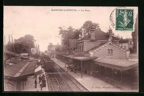 AK Maisons-Lafitte, La Gare, Bahnhof mit abfahrendem Zug