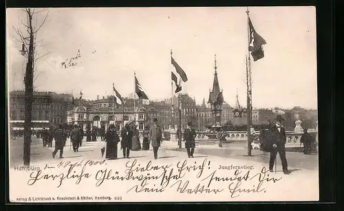 AK Hamburg-Neustadt, Flaneure auf dem Jungfernstieg