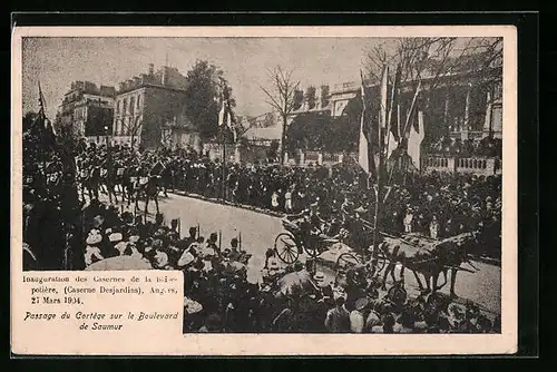 AK Angers, Passage du Cortège sur le Boulevard de Saumur, Inauguration des Casernes, 27 Mars 1904