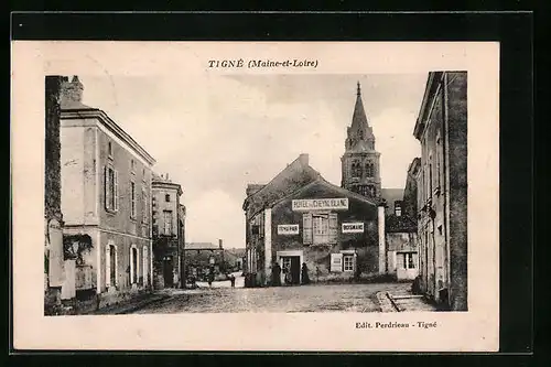 AK Tigné, L`Hotel du Cheval Blanc, L`Eglise