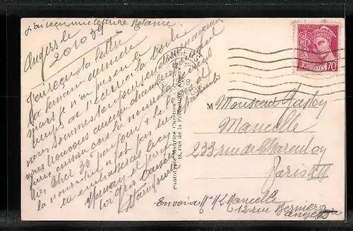 AK Angers, La Place du Ralliement vers la Rue Chaussée Saint-Pierre