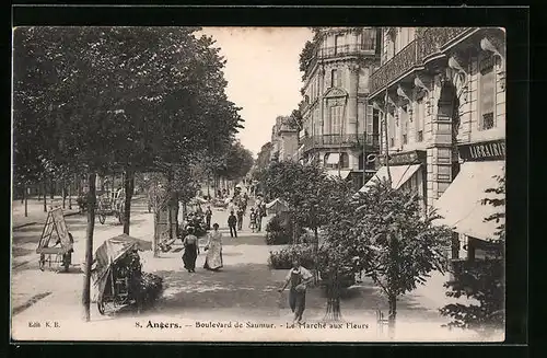 AK Angers, Boulevard de Saumur, Le Marché aux Fleurs