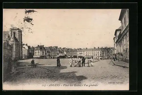 AK Angers, Place des Halles, Vue générale