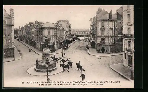 AK Angers, Panorama de la Place de la Visitation, Statue de Marguerite d`Anjou