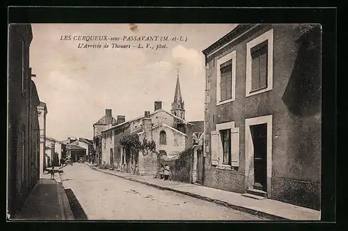 AK Les Cerqueux-sous-Passavant, L`Arrivée de Thouars